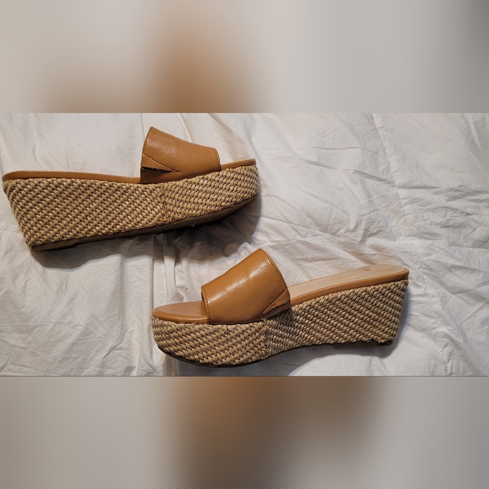 Bandolino Tan Straw Wedge Sandals, Sz 6.5
